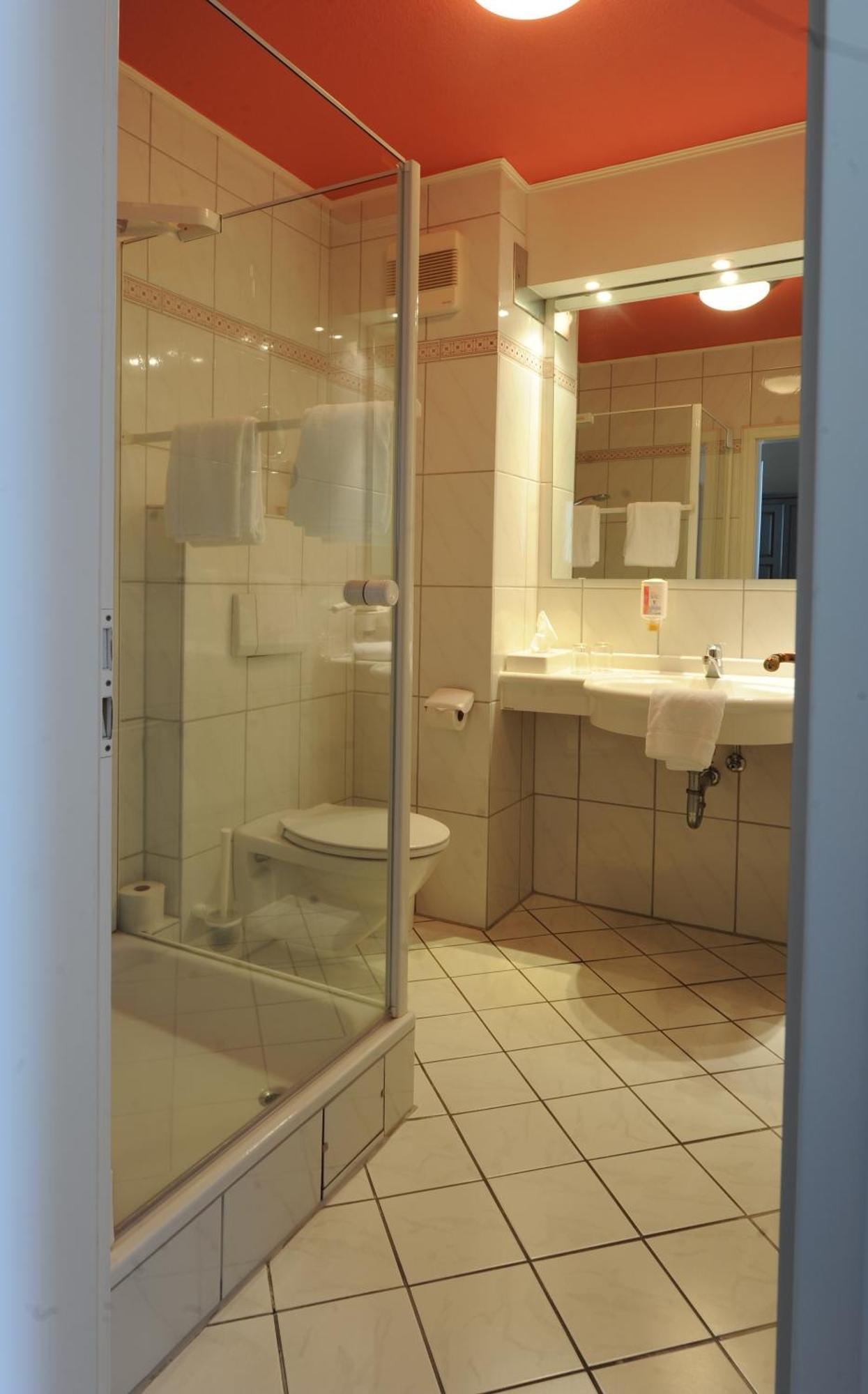 Hotel & Restaurant Schoenau Peine Habitación foto